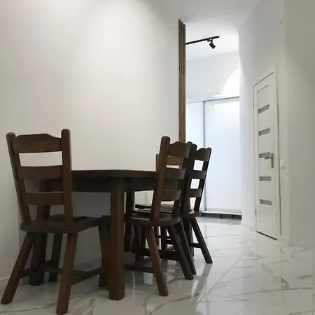 Daire фурманська, 3 Lviv