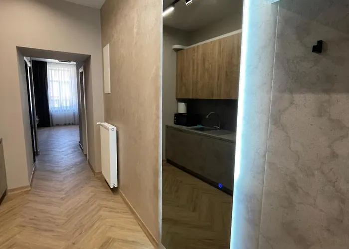 фурманська, 3 *